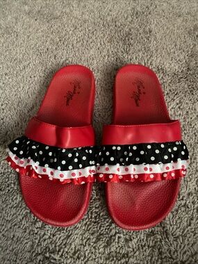 Disney parks Minnie Mouse Red Black White Polka Dot Ruffle Slide Sandals